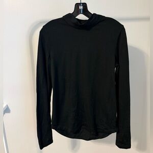 lululemon athletica Black Mock Neck Long Sleeve Shirt, size 6